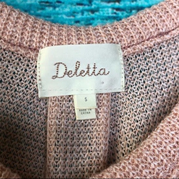 ANTHRO DELETTA Cold Shoulder Knit High Low Sweater - Picture 3 of 5